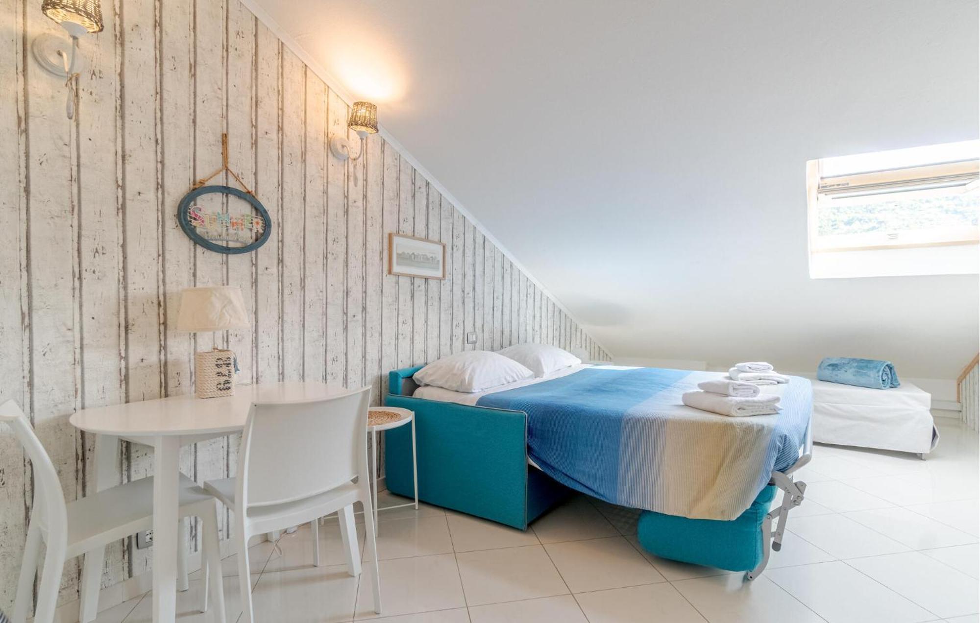 Gorgeous Apartment In Levanto With Kitchen ภายนอก รูปภาพ