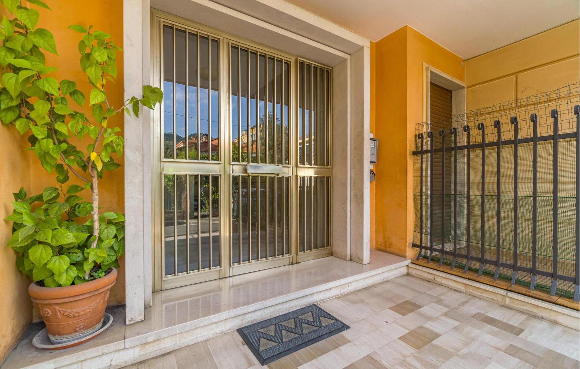 Gorgeous Apartment In Levanto With Kitchen ภายนอก รูปภาพ